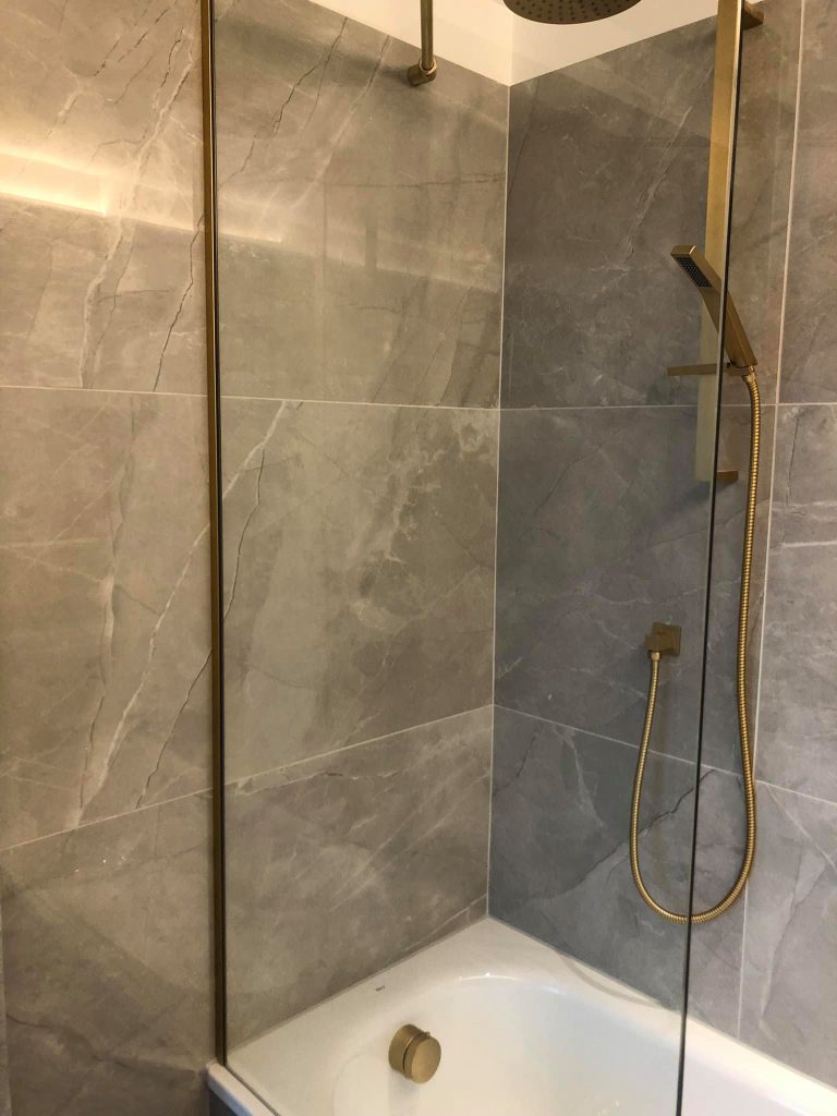 Europa Hotel, Belfast Bath Tiles